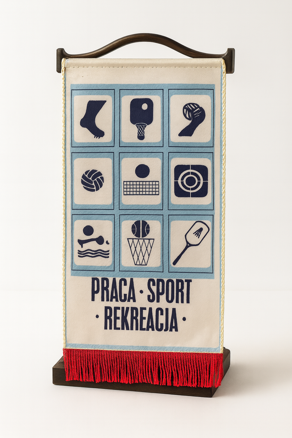 Proporczyk przedstawiający różne dyscypliny sportowe.