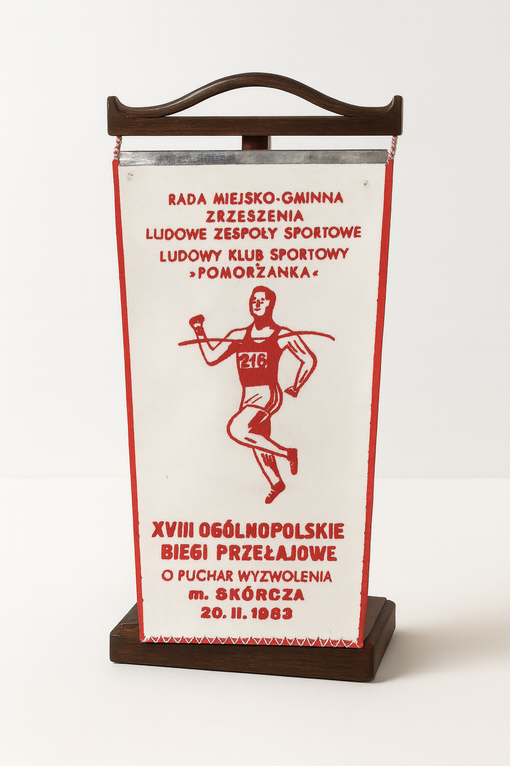 Proporczyk XVIII Ogólnopolskich Biegów Przełajowych w Skórczu