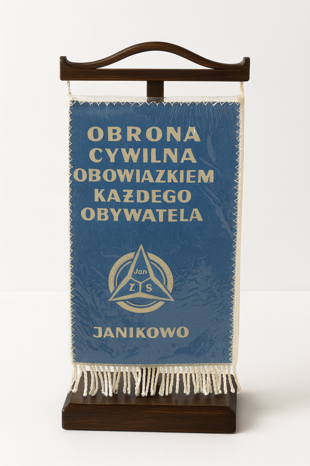 Proporczyk 'Obrona cywilna obowiązkiem każdego obywatela' z Janikowa