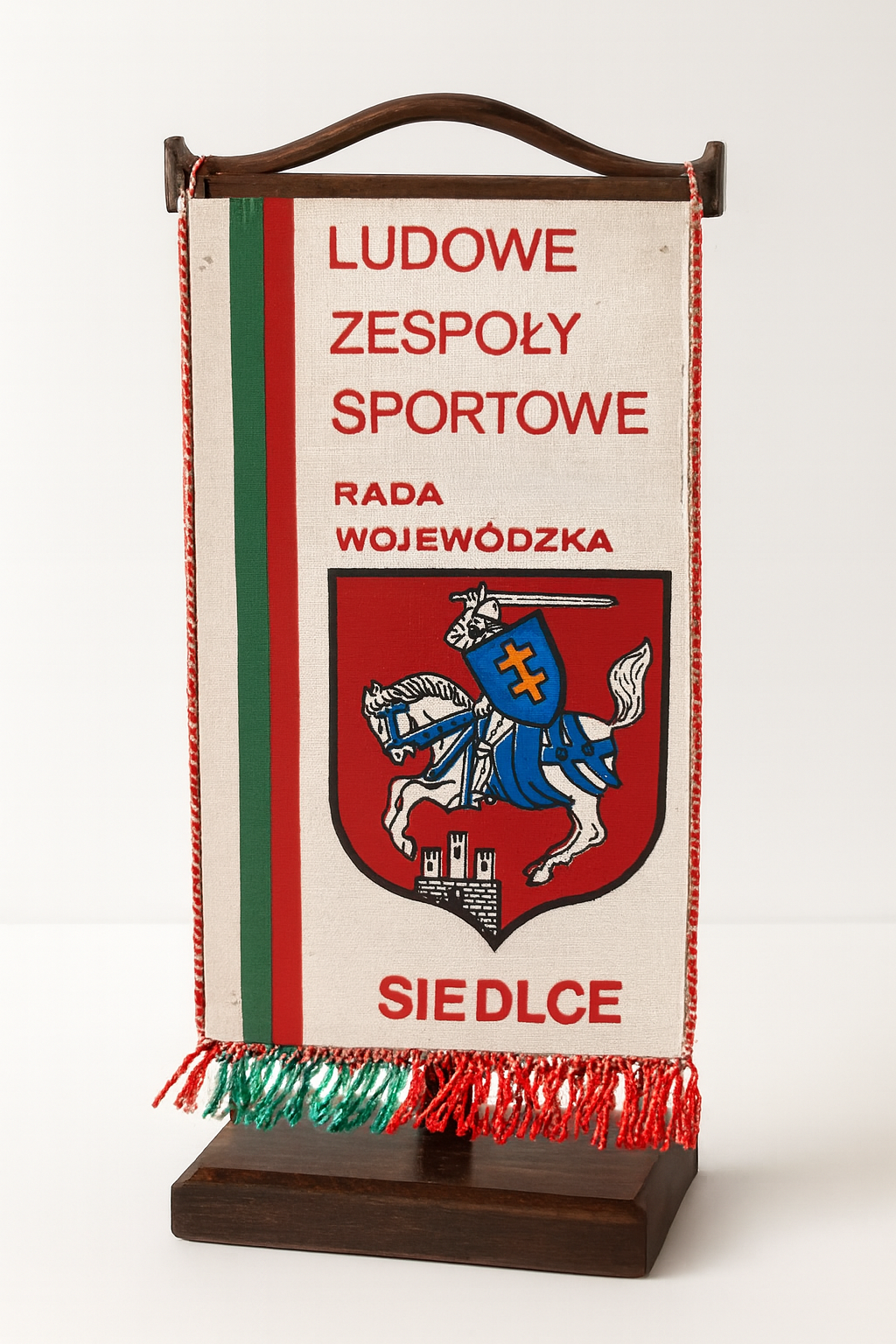 Proporczyk z herbem Siedlec związany z Ludowymi Zespołami Sportowymi