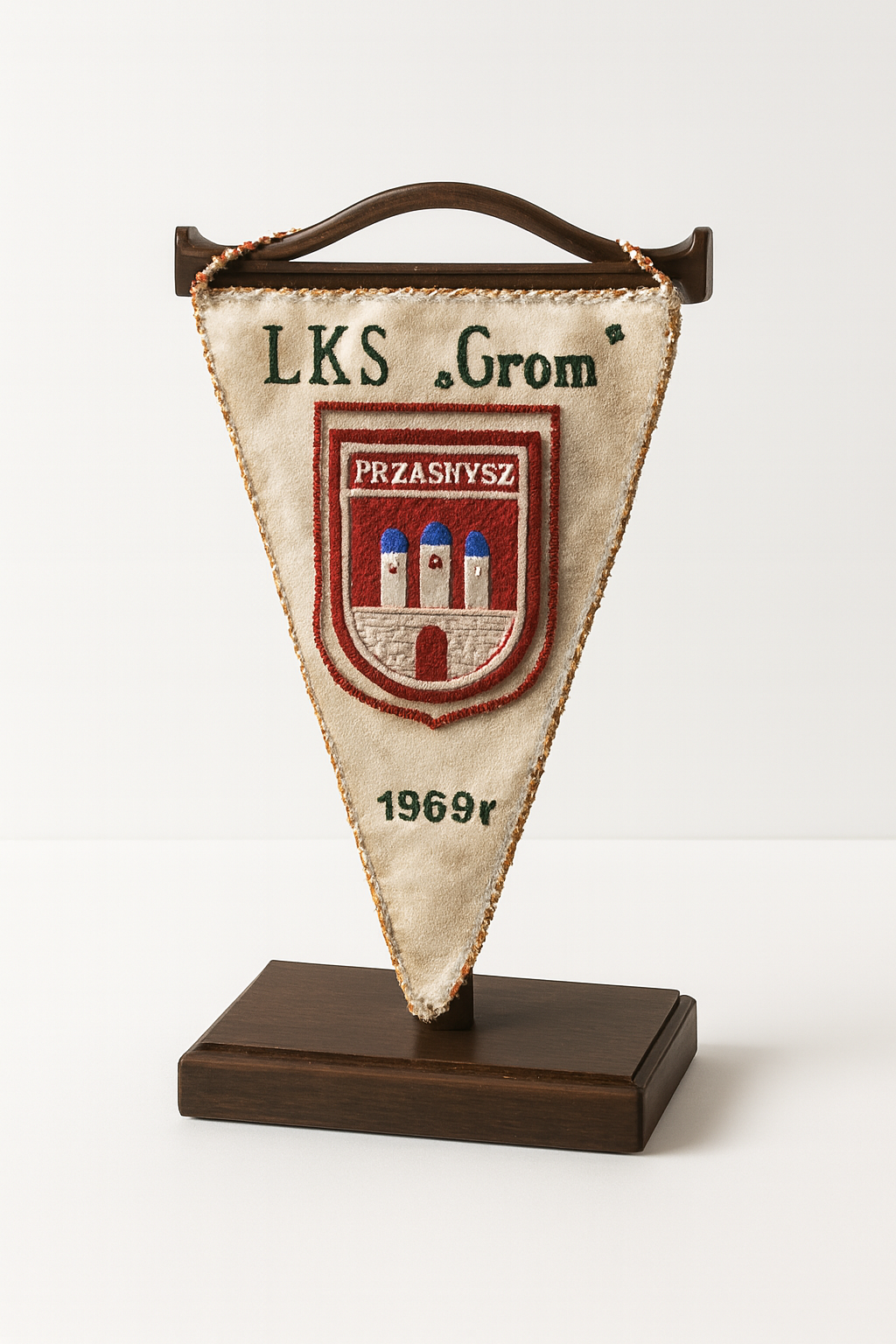 Proporczyk LKS Grom Przasnysz z 1969 roku