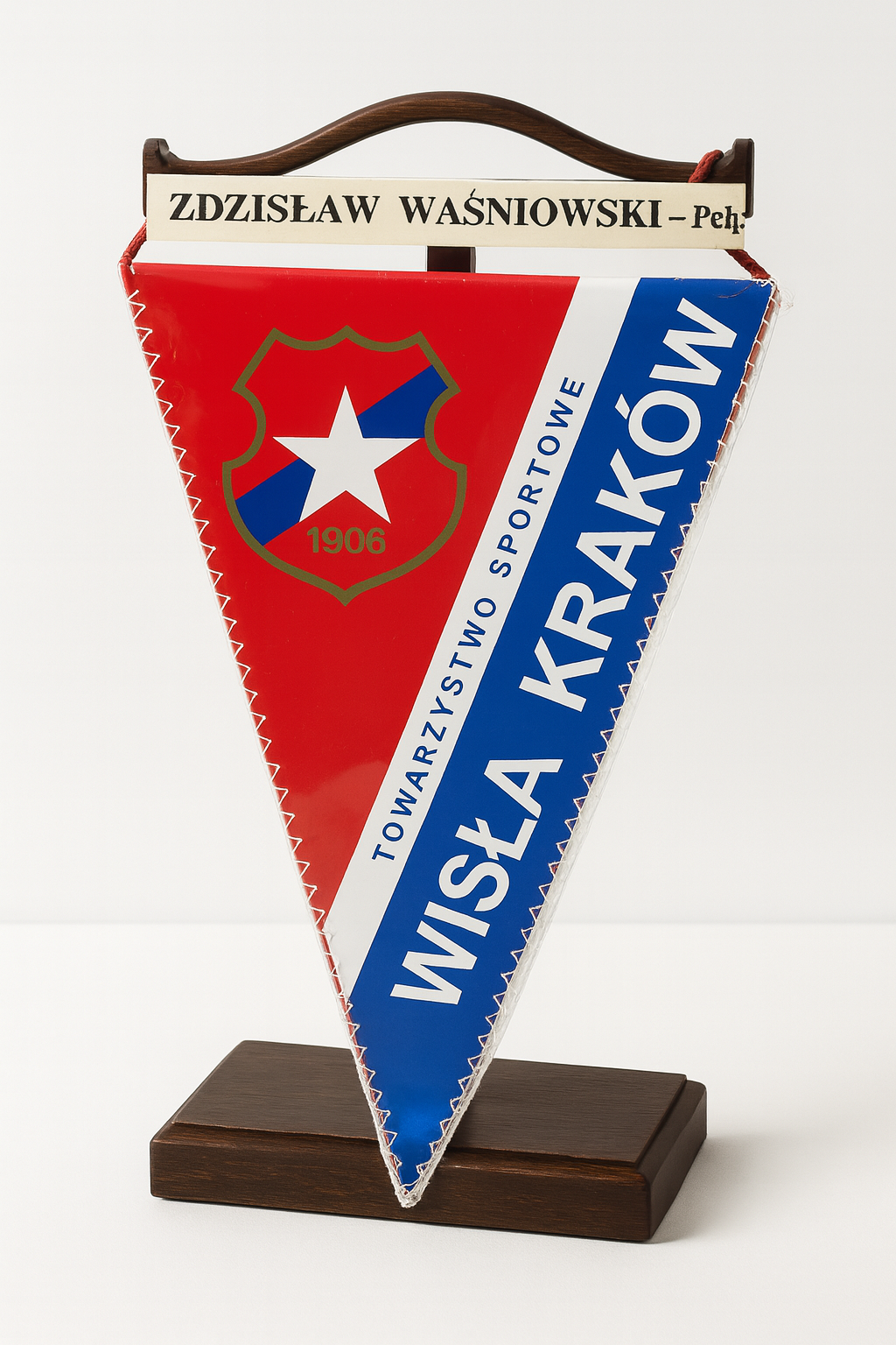 Proporczyk Towarzystwa Sportowego Wisła Kraków z 1906 roku
