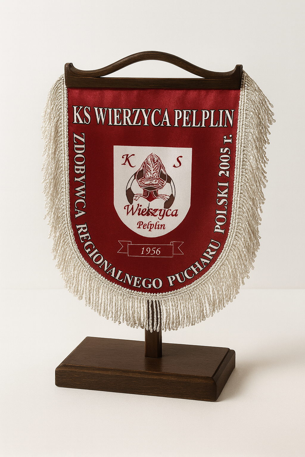 Proporczyk KS Wierzyca Pelplin zdobyty w 2005 roku