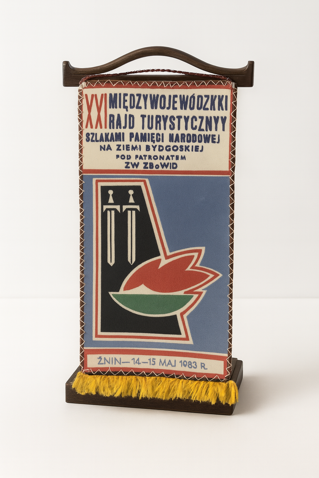 Proporczyk XXI Międzywojewódzkiego Rajdu Turystycznego