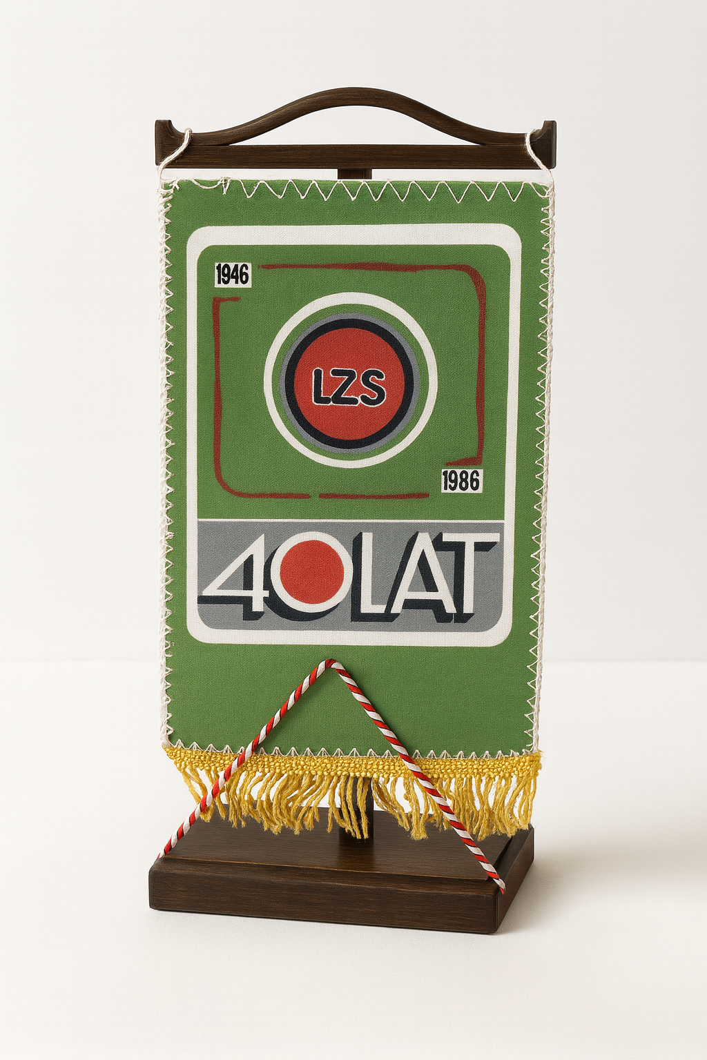 Proporczyk upamiętniający 40-lecie LZS 1946-1986