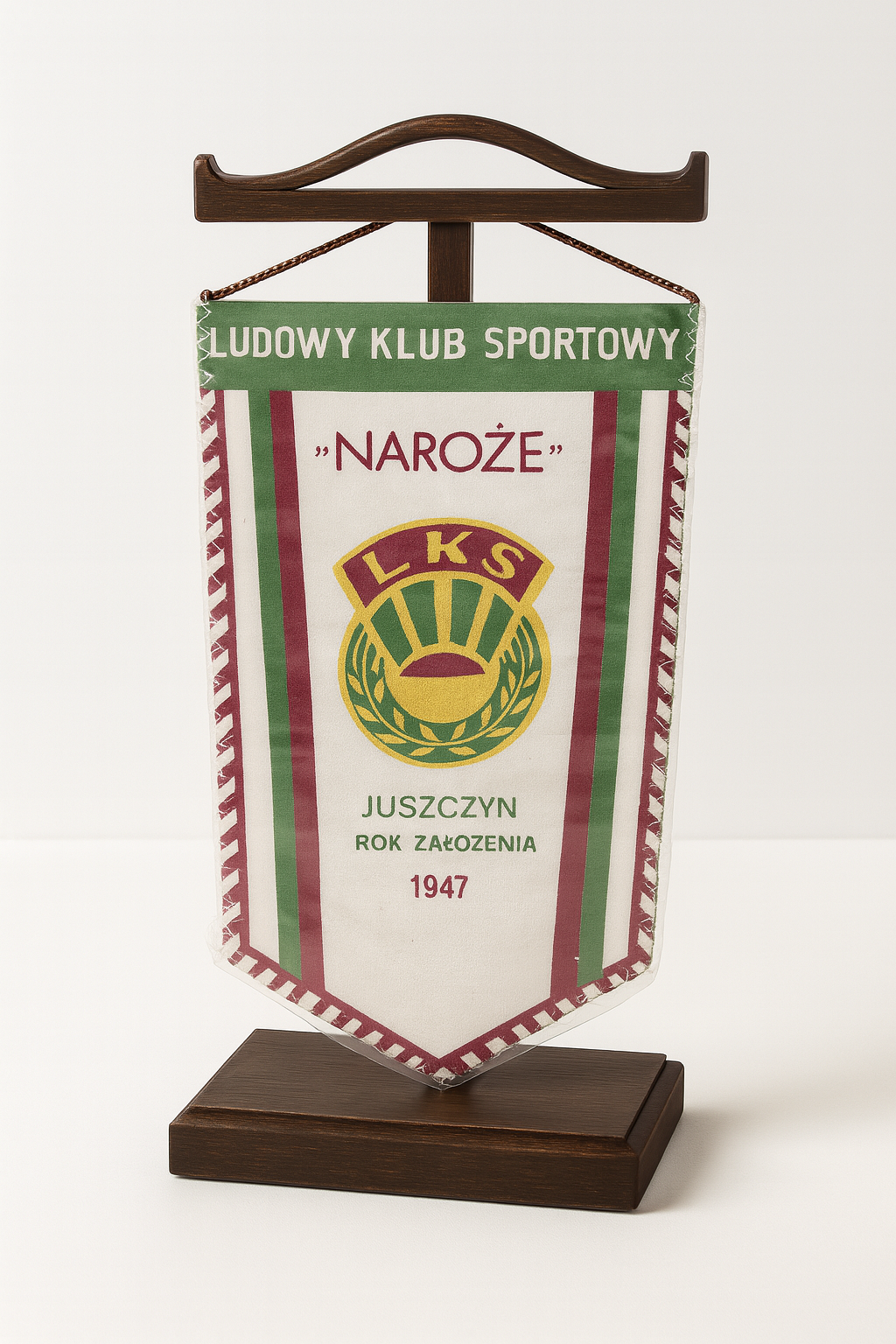 Proporczyk Ludowego Klubu Sportowego Naroże z Juszczyna, rok założenia 1947