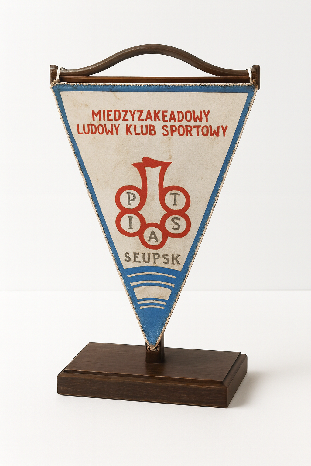 Proporczyk Międzyzakładowego Ludowego Klubu Sportowego Piast Słupsk z 2021 roku