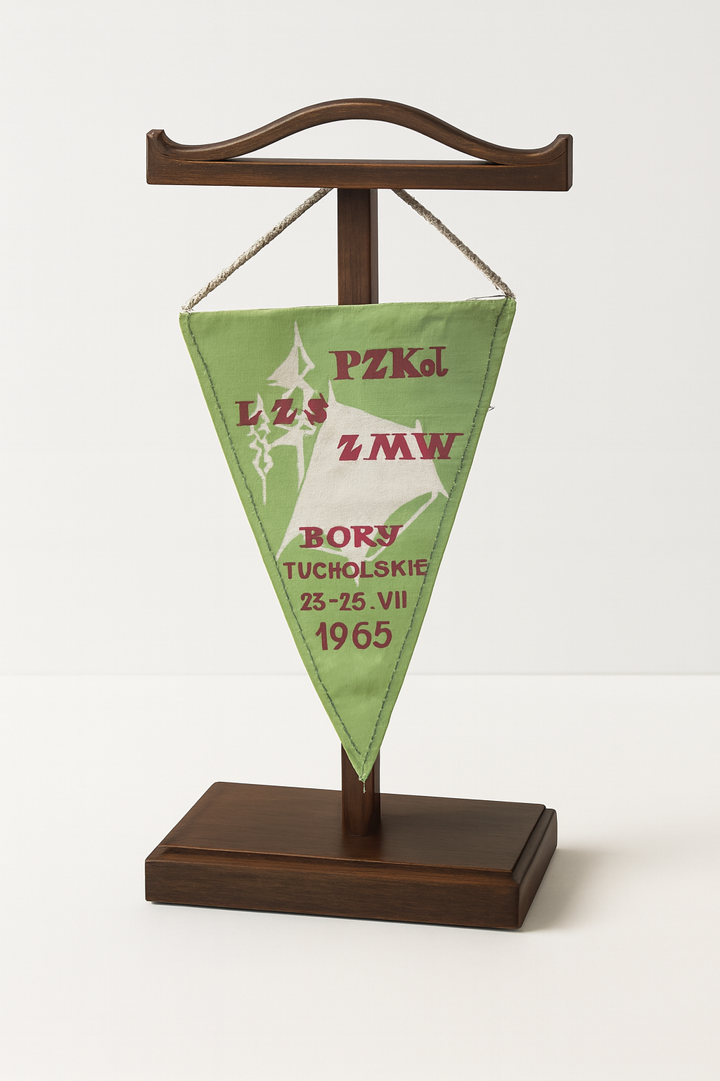 Proporczyk sportowy z Bory Tucholskie z 1965 roku
