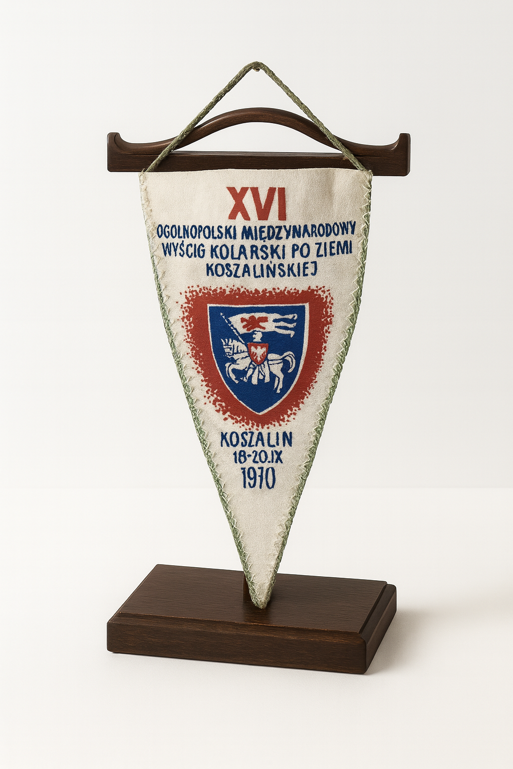 Proporczyk XVI Ogólnopolskiego Międzynarodowego Wyścigu Kolarskiego Po Ziemi Koszalińskiej z 1970 roku