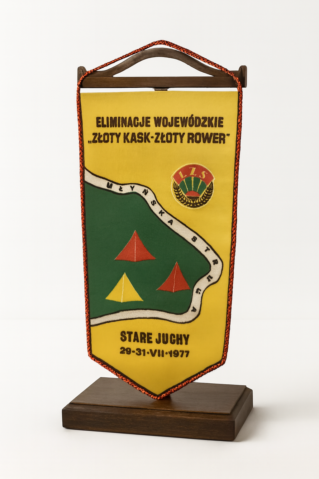 Proporczyk Eliminacji Wojewódzkich Złoty Kask – Złoty Rower z 1977 roku