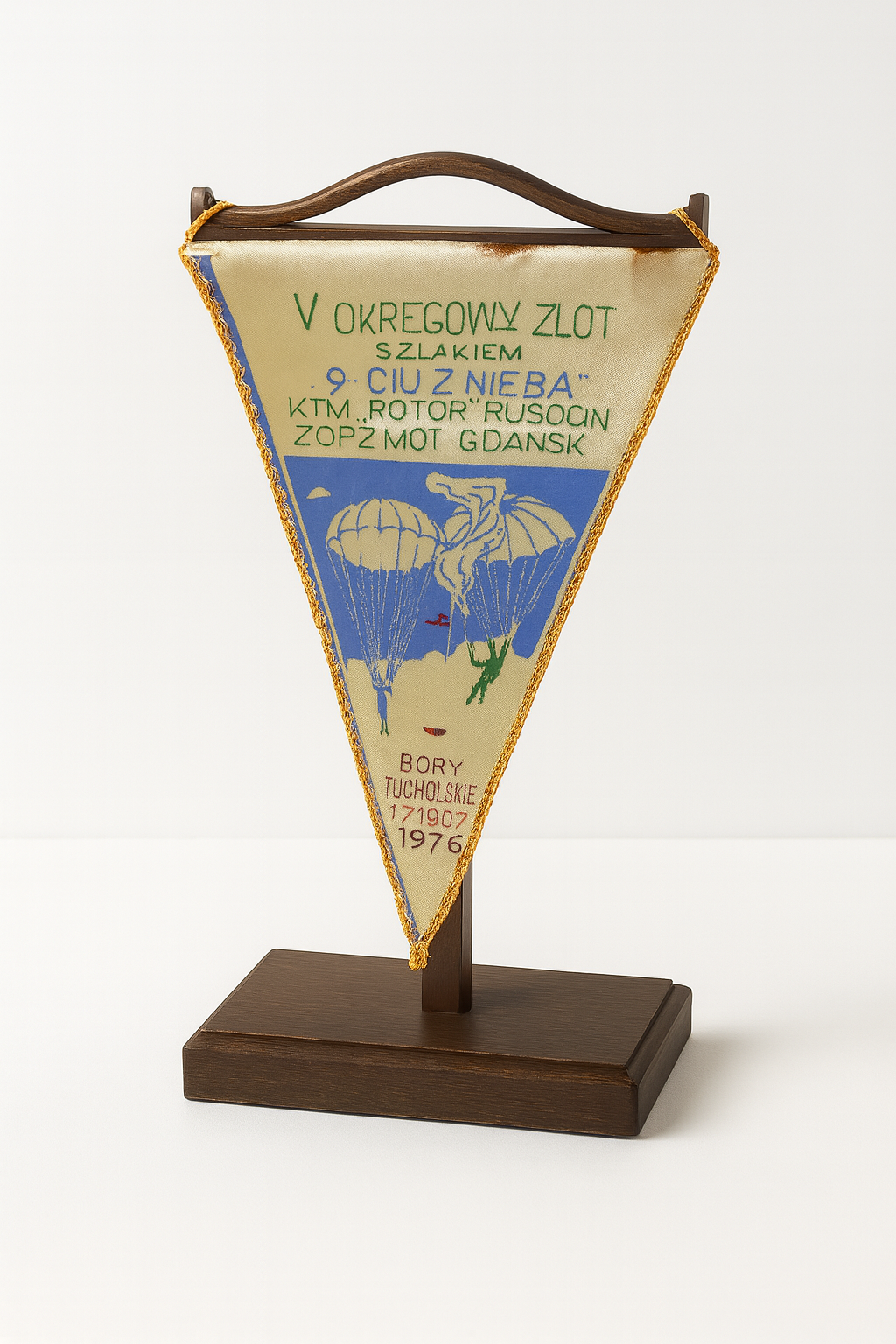 Proporczyk V Okręgowego Zlotu 9-ciu z Nieba z 1976 roku
