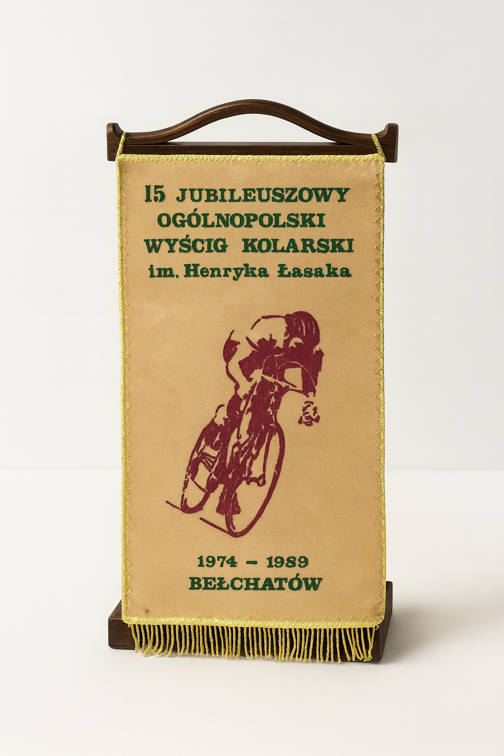 Proporczyk 15 Jubileuszowego Ogólnopolskiego Wyścigu Kolarskiego im. Henryka Łasaka