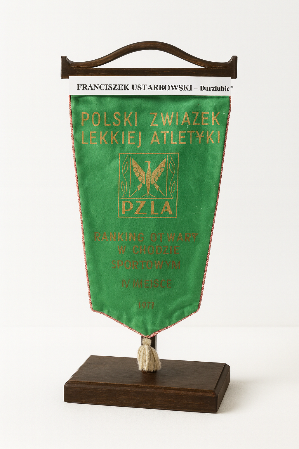Proporczyk PZLA za IV miejsce w chodzie sportowym 1977