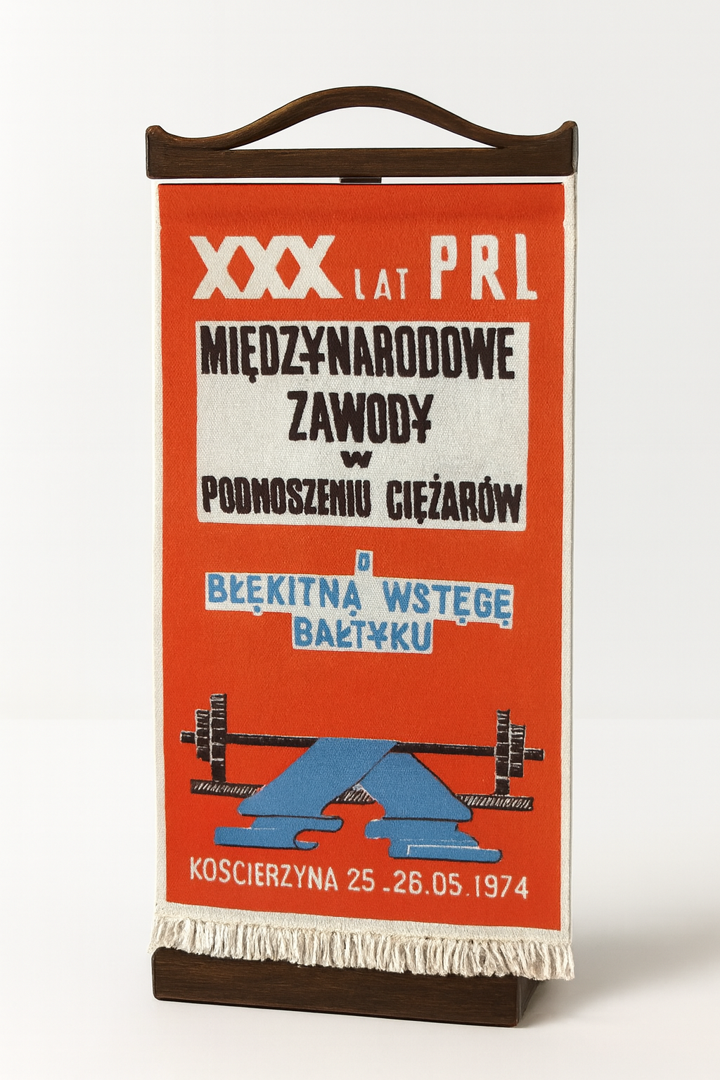 Proporczyk międzynarodowych zawodów w podnoszeniu ciężarów z 1974 roku.