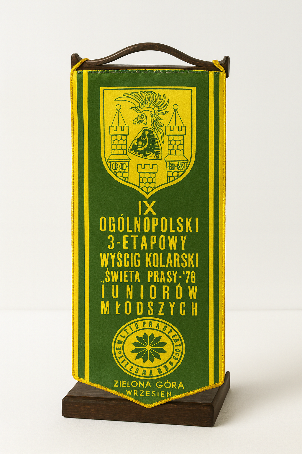 Proporczyk z IX Ogólnopolskiego Wyścigu Kolarskiego Święta Prasy 1978