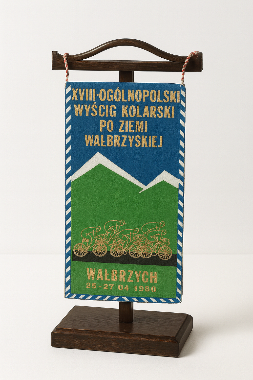 Proporczyk XVIII Ogólnopolskiego Wyścigu Kolarskiego po Ziemi Wałbrzyskiej